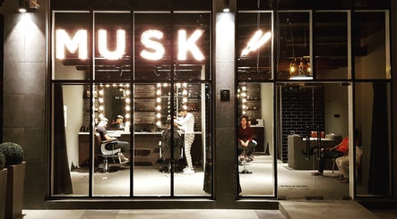 Musk Barbershop JVC imagem 3