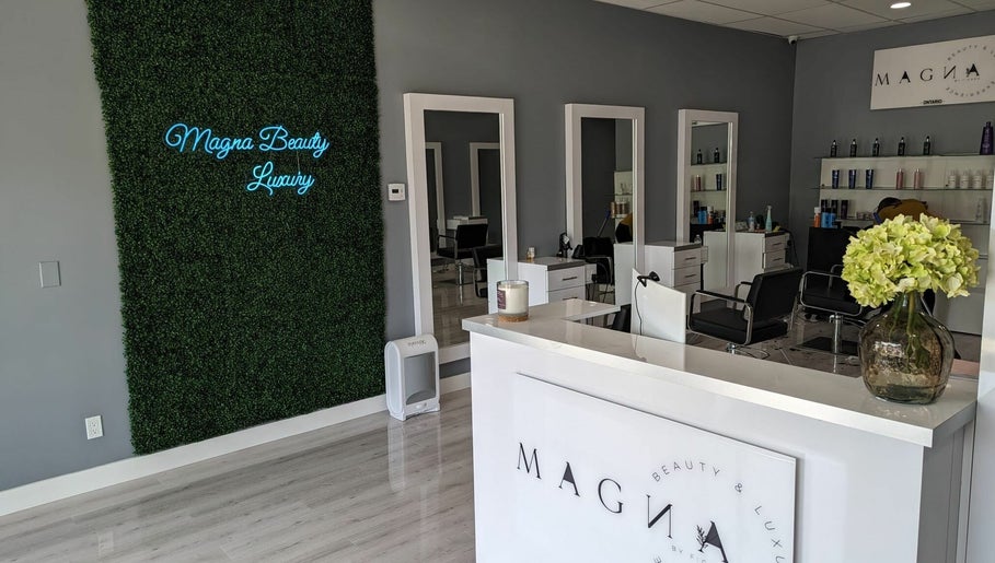 Magna Ontario Beaty Salon billede 1