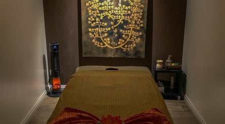 @ Relax Thai Massage Lygon image 2