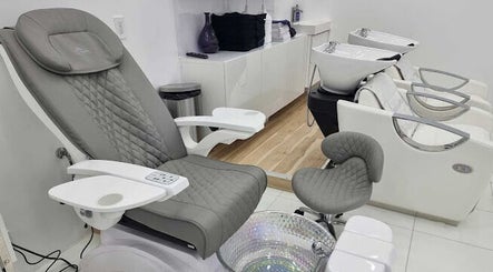 Salon Glo Valencia slika 3