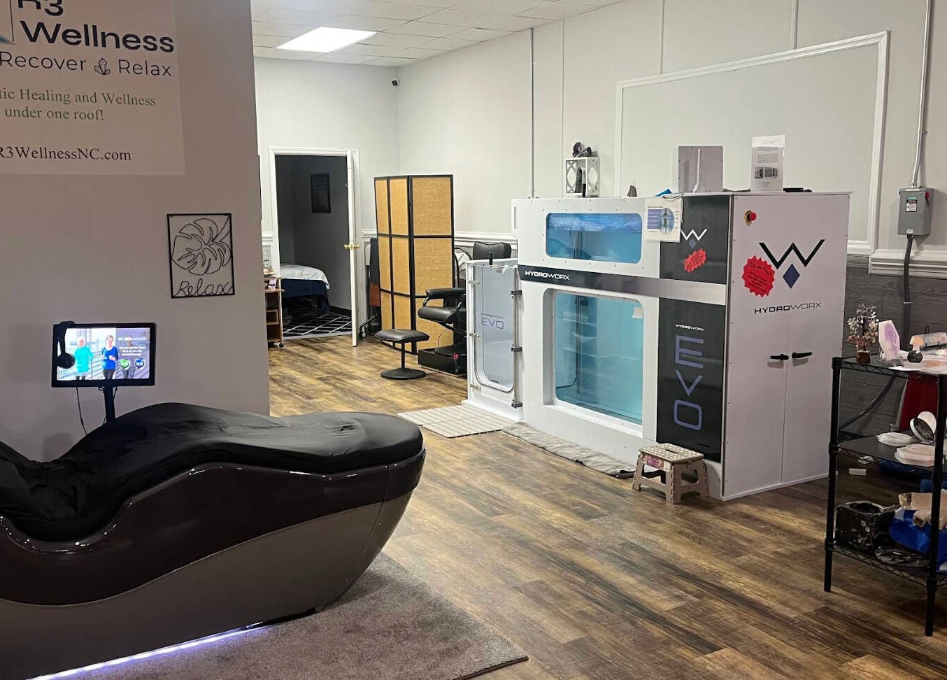 Relaxing hydrotherapy space at R3 Wellness, Durham, North Carolina, US, showcasing advanced healing equipment.