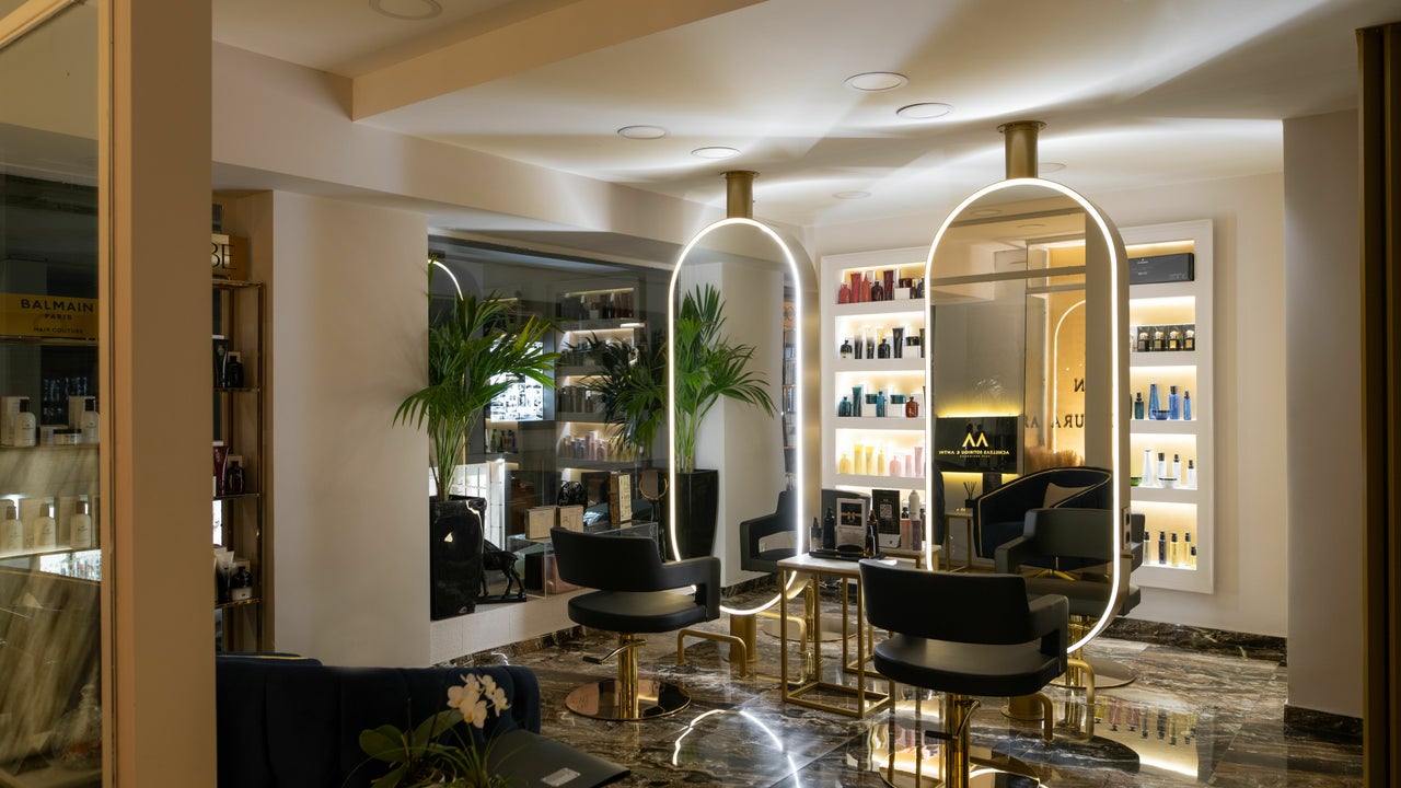 Best salons for makeup services and makeup artists Near Me in Athens