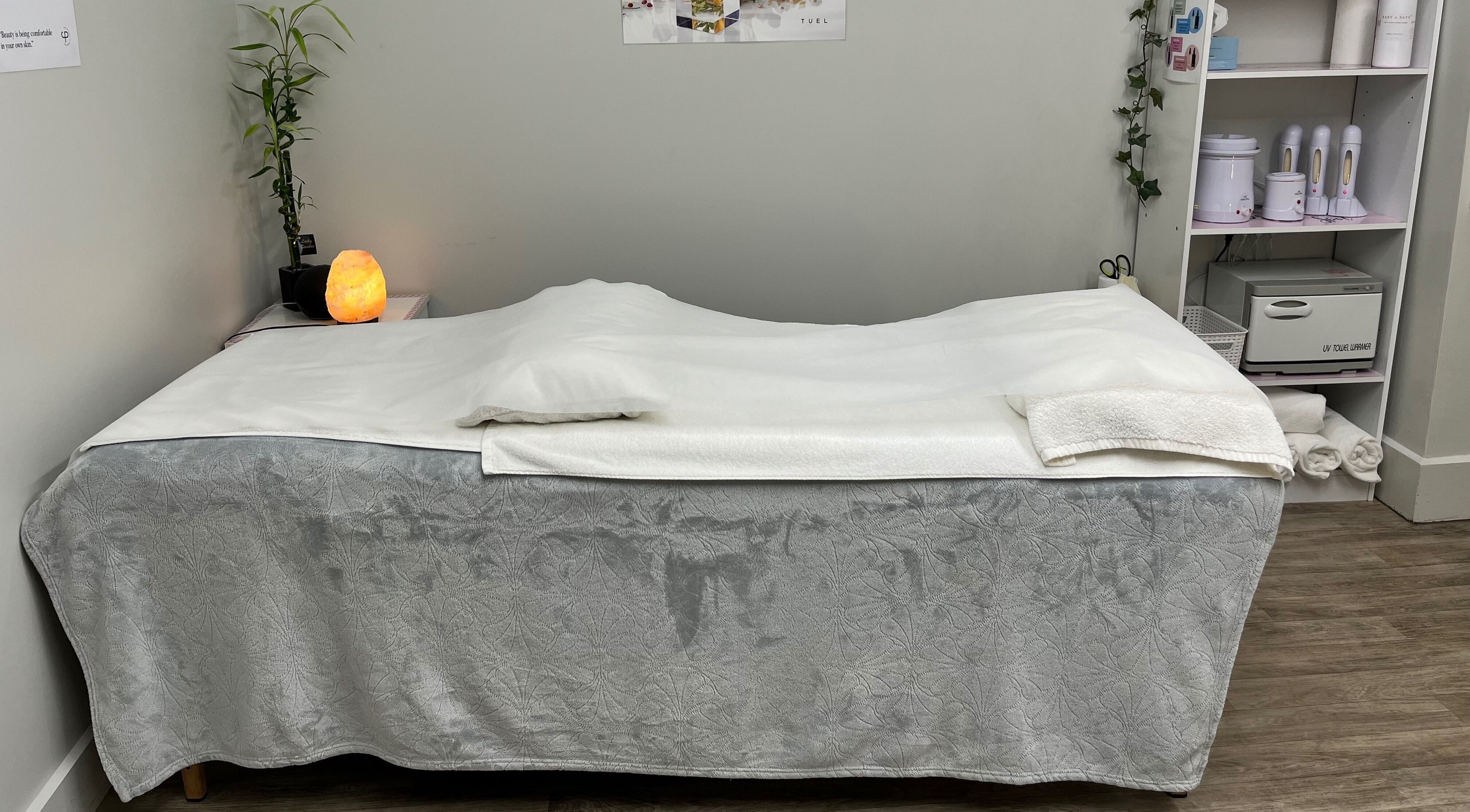 Serene spa room with massage bed at My Beauty Spot, Timaru, Canterbury, NZ.