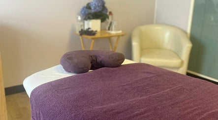 Serene Massage Therapies at Soul Solutions изображение 3