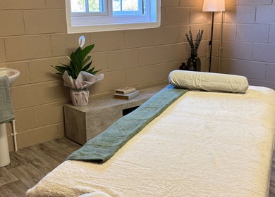 Relaxing massage room at Serene Massage Therapies, Faversham, England, GB with serene ambiance and cozy setup.