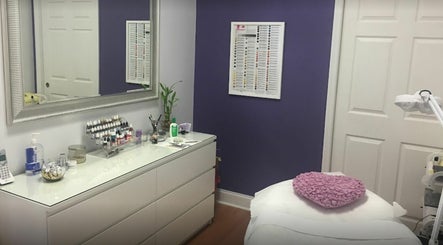 Weston Lovely Eyebrows Spa