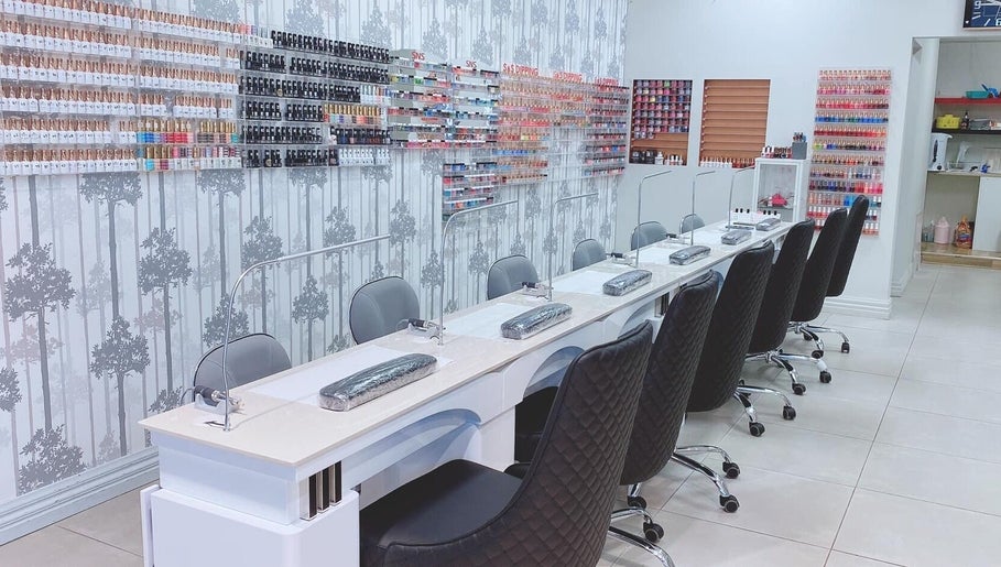 Imagen 1 de ShiBi Nails & Beauty Pakenham