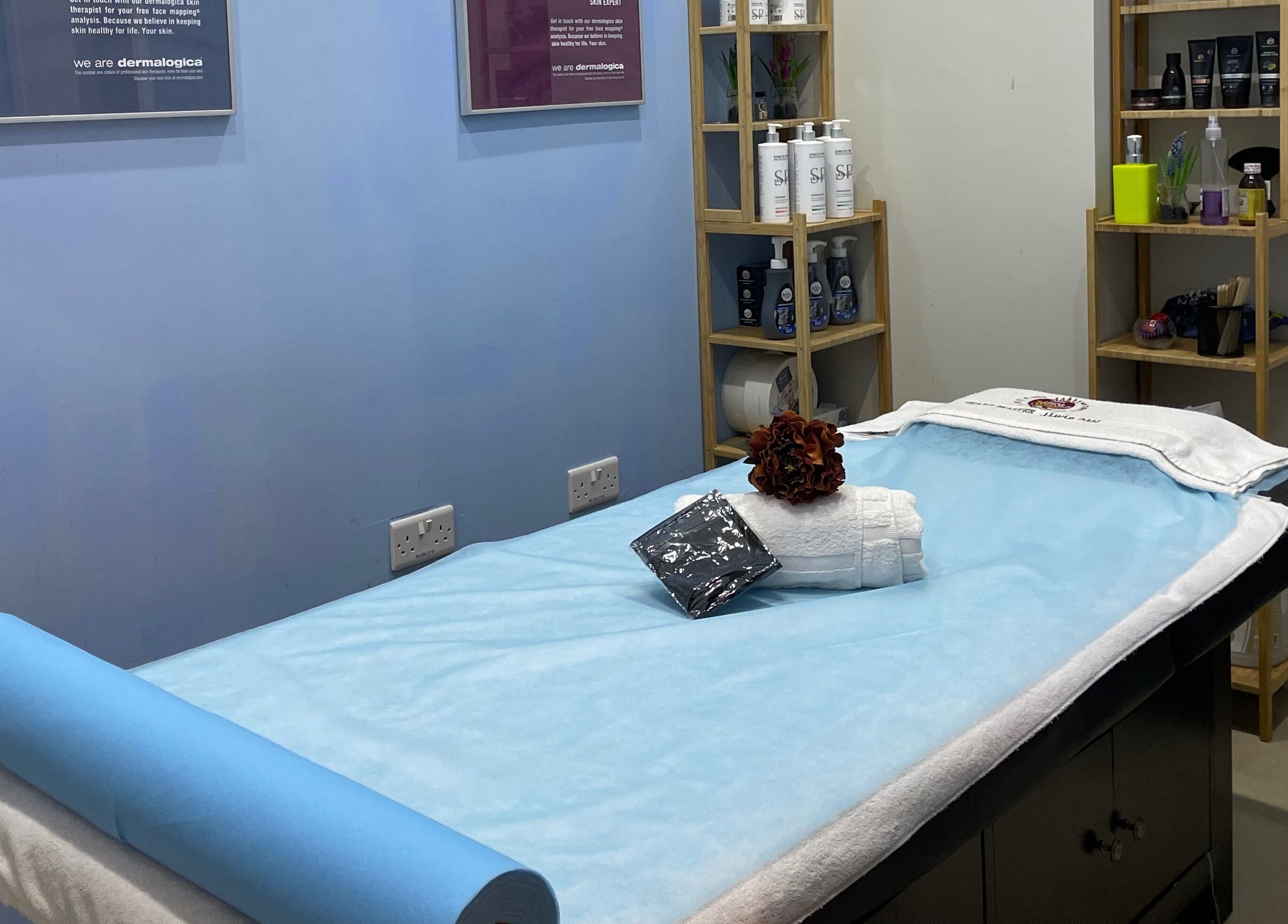 Relaxing massage table at Beard Master Men’s Salon and Spa صالون وسبا بيرد ماستر للرجال, Abu Dhabi, AE.