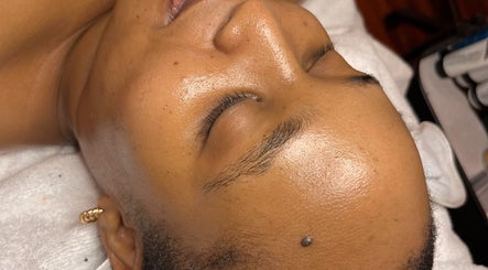 Relaxed face with glowing skin at Studio Nessy Truth Montréal, Québec, CA enhancing serenity.