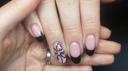 Nikita Pearson Nails & Beauty image 2