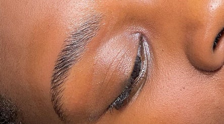 Immagine 3, Glow Up Beauty Bar