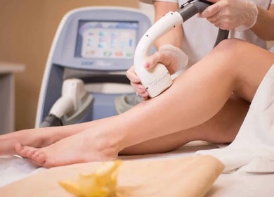 Лазерная обработка ног в Clube de Beleza - Cabeleireiro Estética, Amadora, Lisboa, PT.