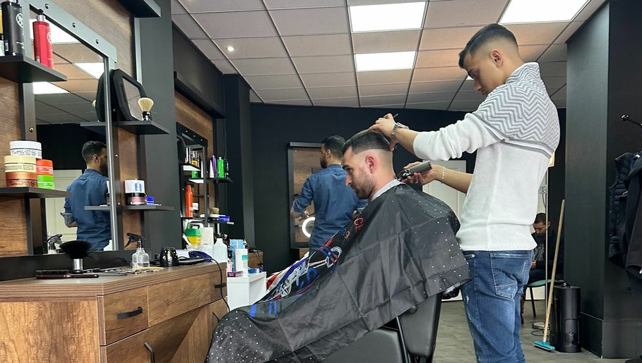 Elites Barber Shops - Côte Blatin صورة 1