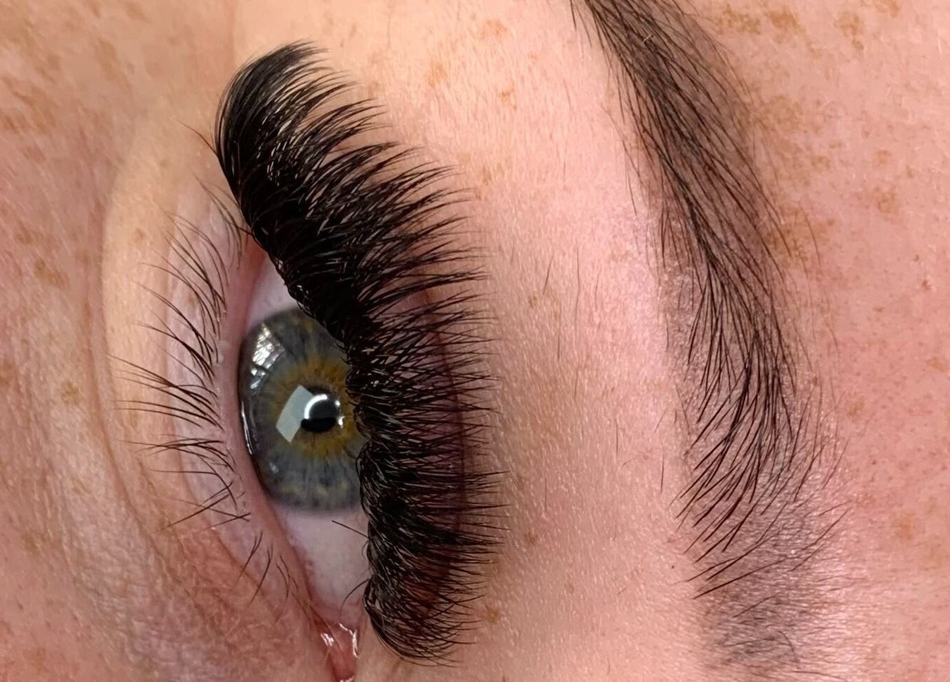 Close-up of eyelash extensions at Blooms Lash Studio in Royal Tunbridge Wells, England, GB.