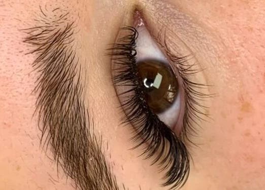 Closeup of lush eyelash extensions at Blooms Lash Studio, Royal Tunbridge Wells, England, GB.