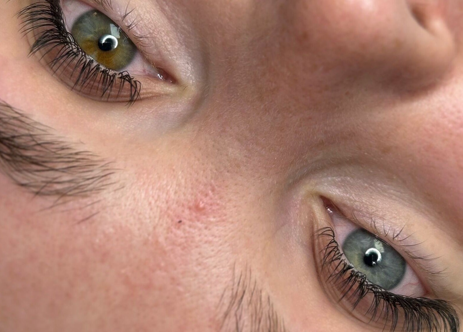 Close-up of beautifully enhanced lashes at Blooms Lash Studio, Royal Tunbridge Wells, England, GB.