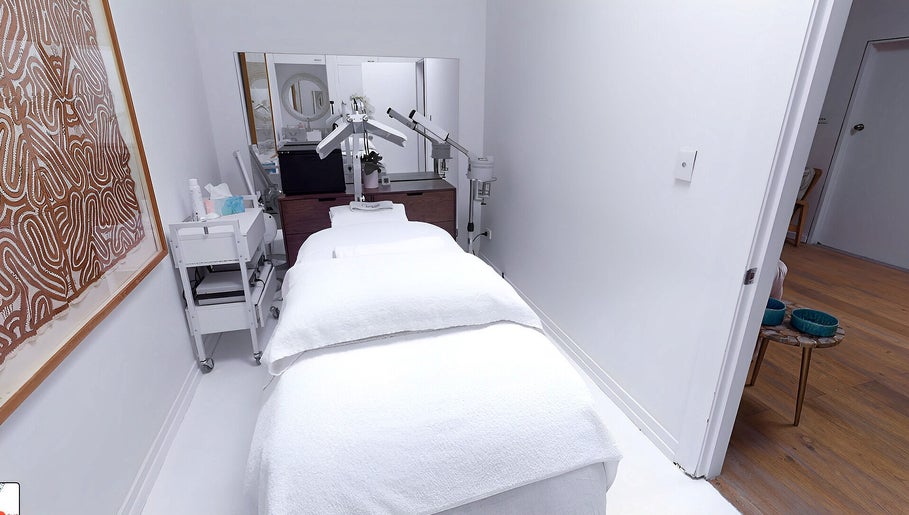 FUTURE CLINIC MODERN BEAUTY slika 1