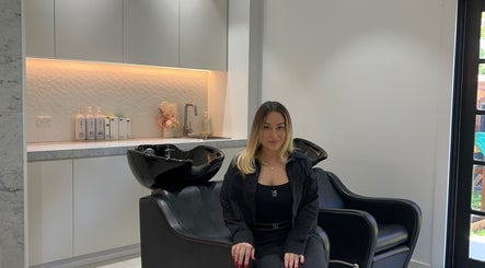 Εικόνα Olivia Rodgers Salon 2