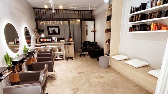 Luana Marin Hair Beauty Wellness