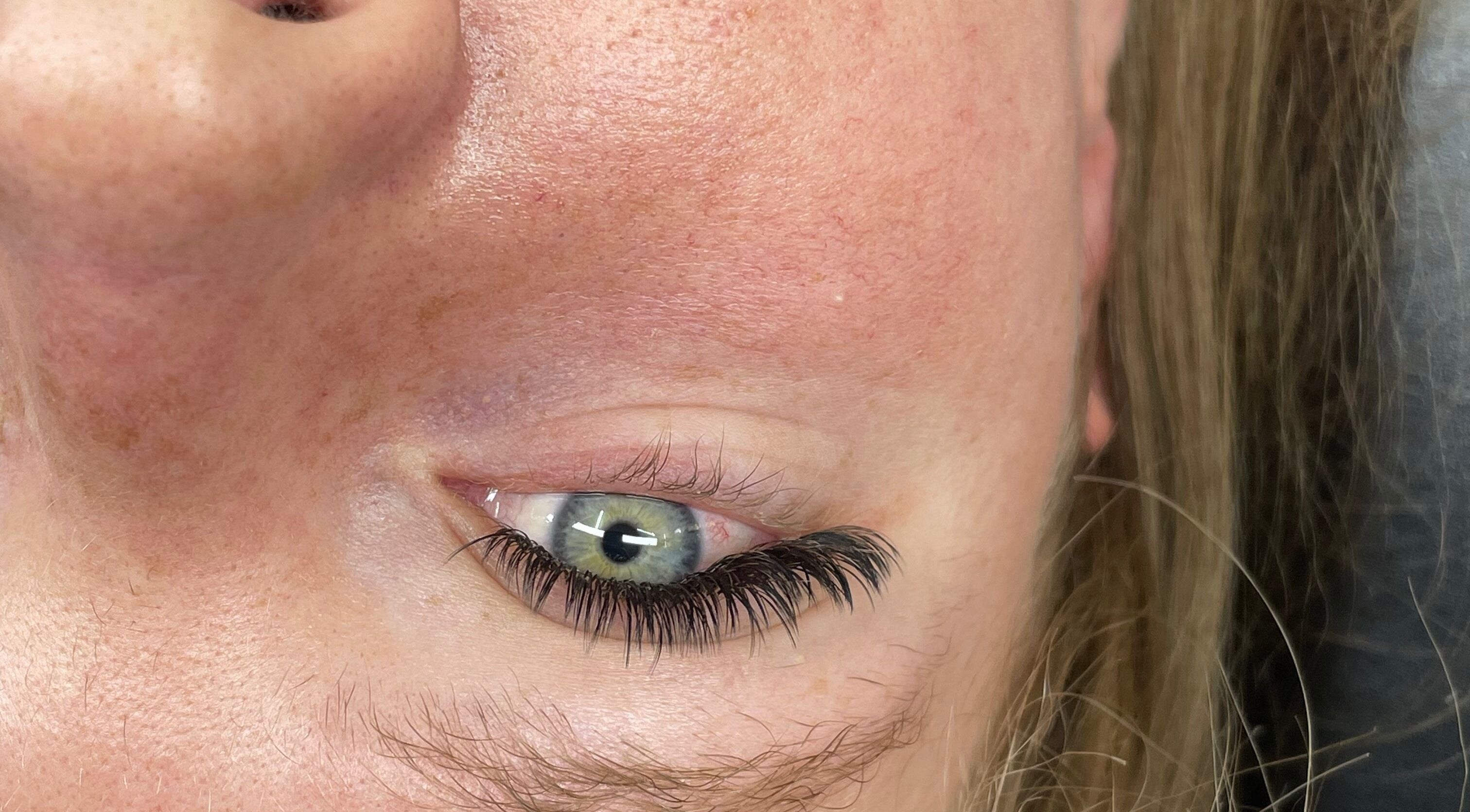 Close-up of enhanced eyelashes at Cassandra Jade’s Collective, Alberton, Gauteng, ZA.