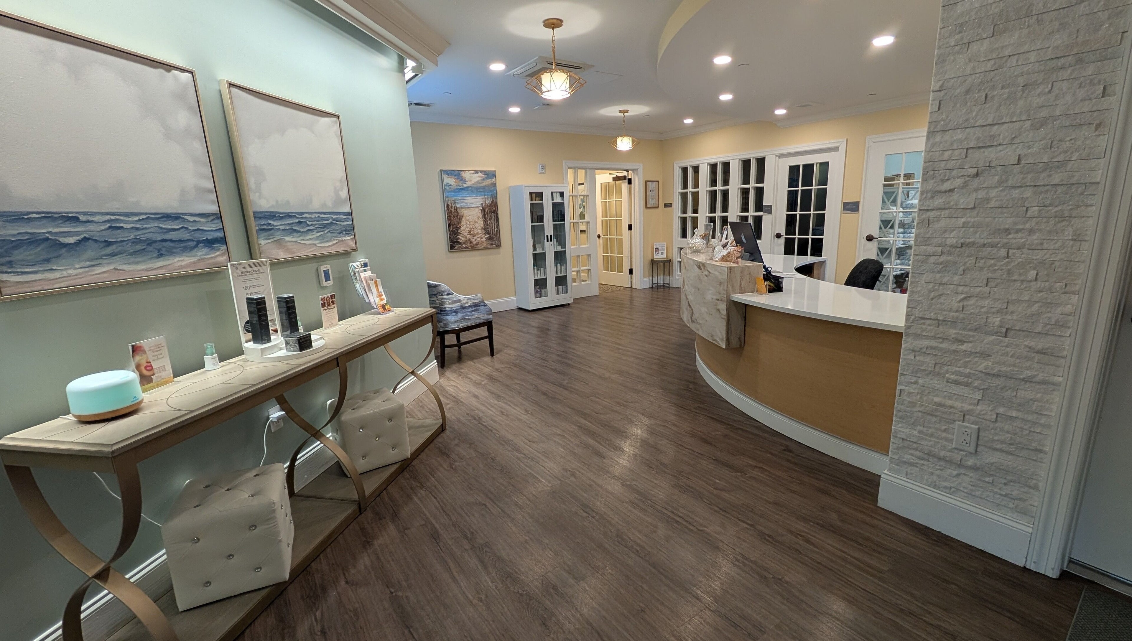 Relaxing front desk at The Spa at The Villas Holmdel in Holmdel, New Jersey, US with inviting modern decor.