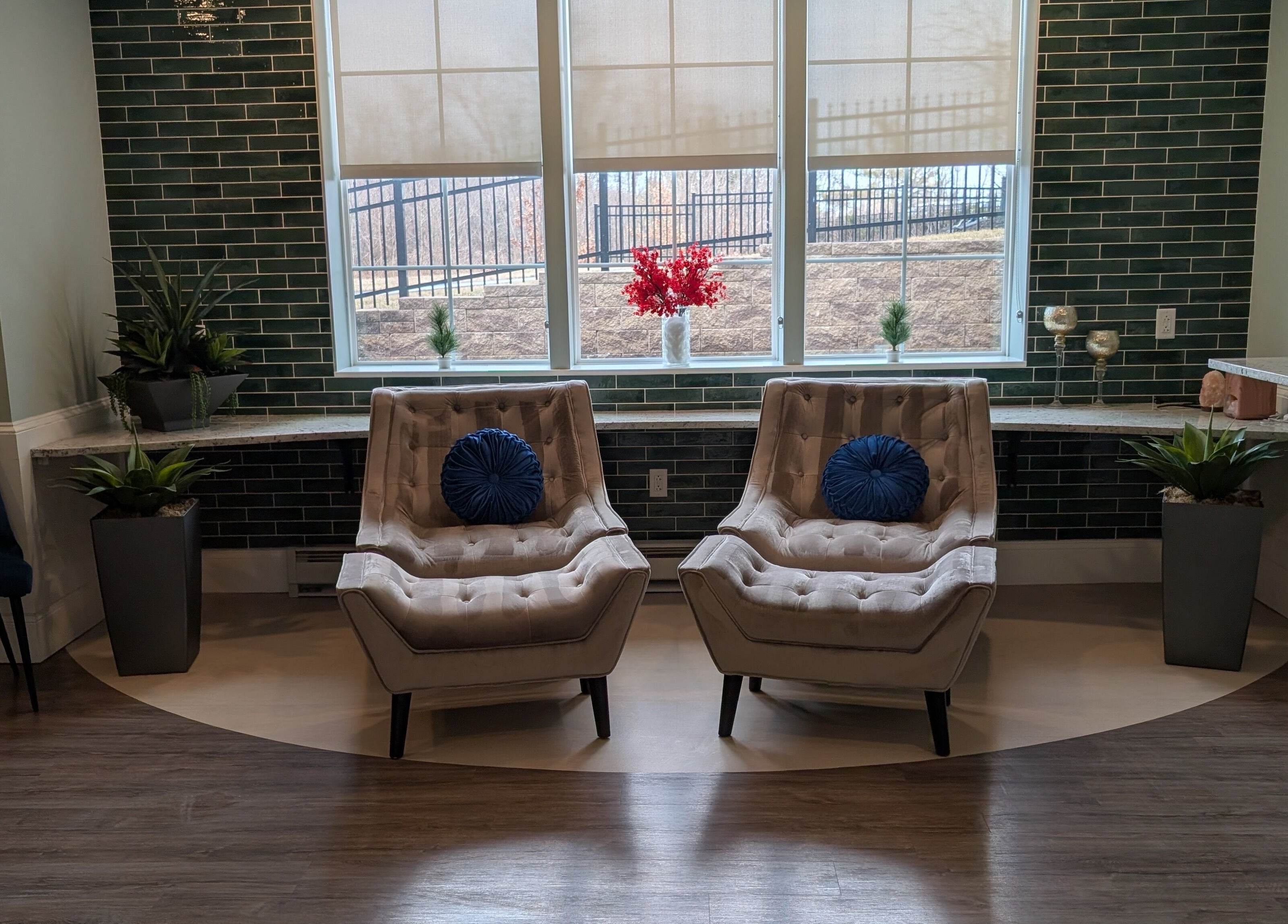 Relaxing seating area at The Spa at The Villas Holmdel, Holmdel, New Jersey, US showcasing elegant decor.
