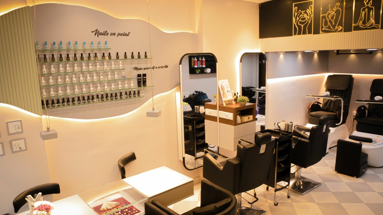 Pampered You Beauty Lounge | Morewood ON