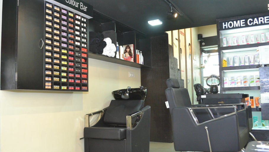 BBeyond Hair and Beauty Family Salon изображение 1