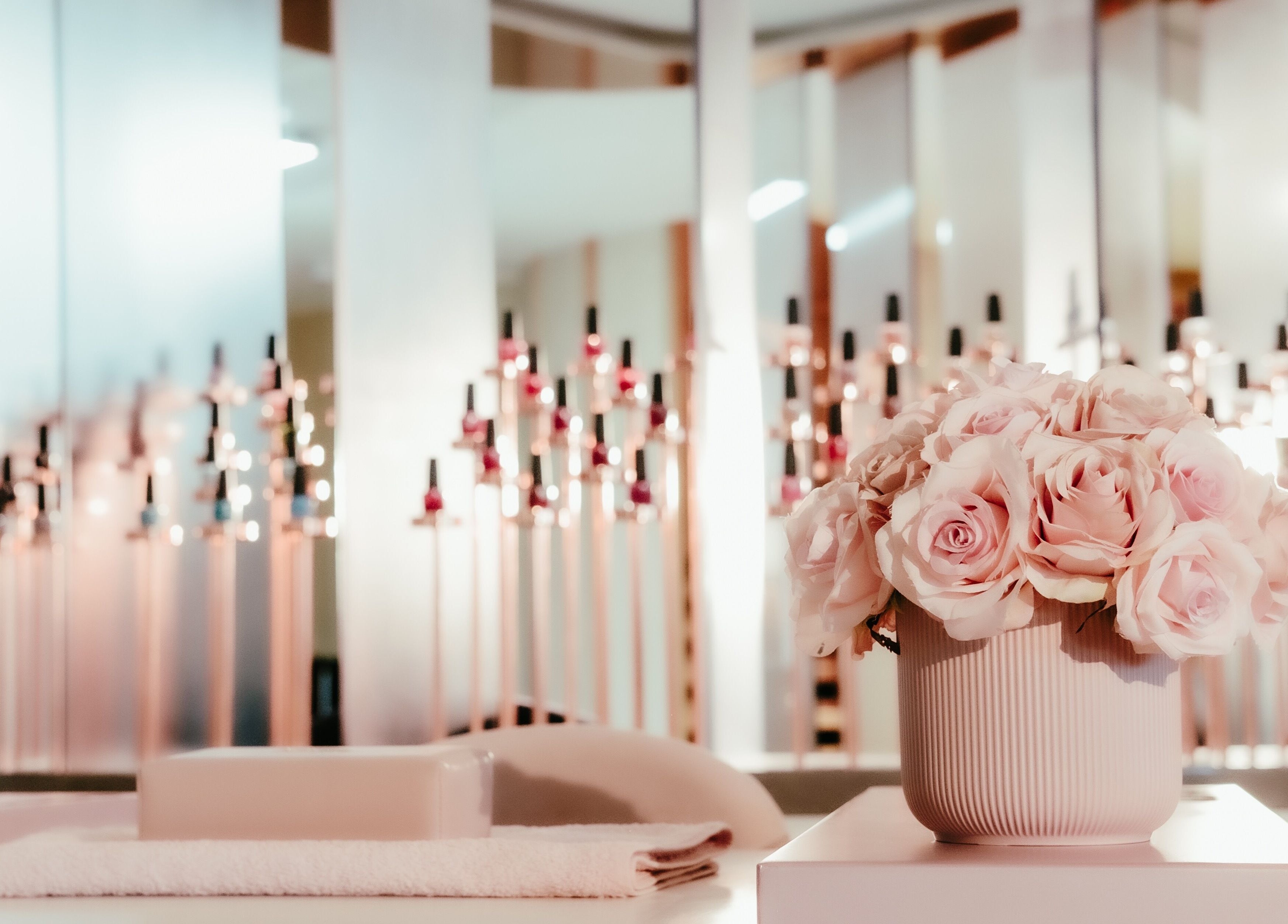 Elegant table at Nail'd It Birmingham, adorned with roses, Birmingham, England, GB.