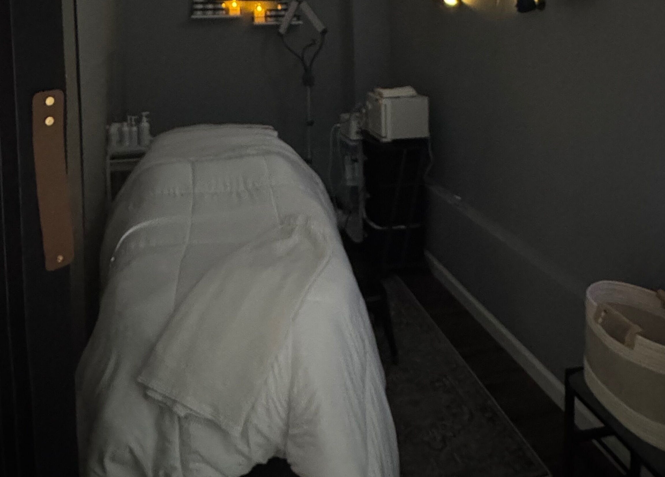 Comfortable treatment room at Makeup & Skin by Gabrielle, Middlesex, New Jersey, US, featuring serene ambiance.