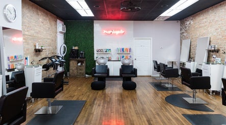 Mane Refinery Salon