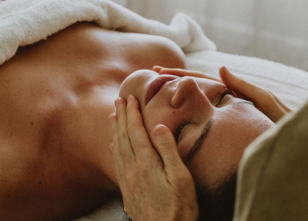 Relaxing face massage at Soulflower Studio in Sawtell, New South Wales, AU, promoting wellness and peace.