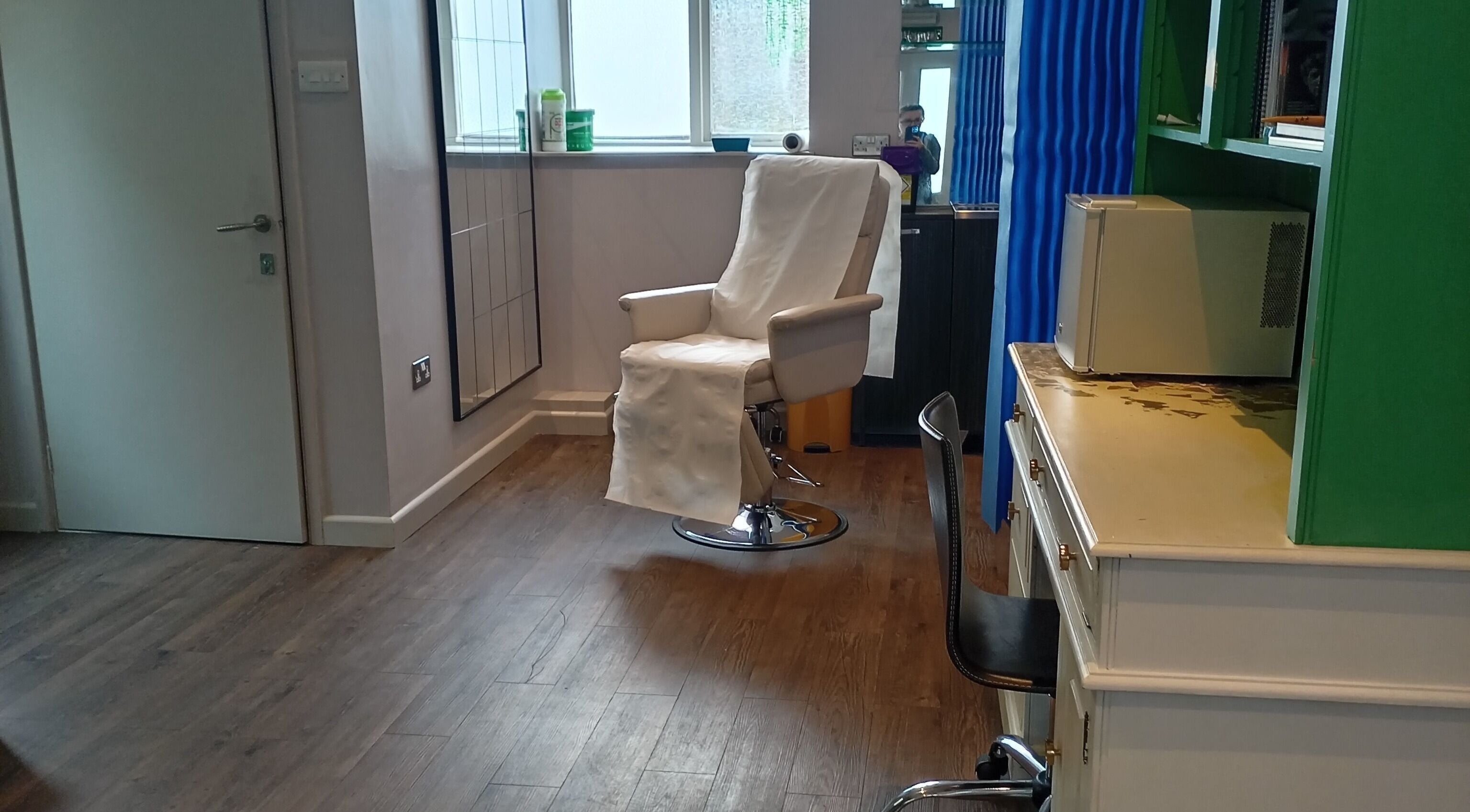 Truly Confident Aesthetics salon chair in Helpston, England, GB with modern decor.