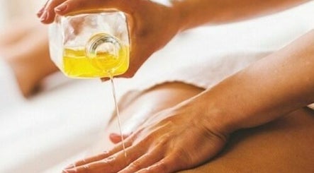 Malish Massage Walla image 2