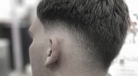 Εικόνα StavrouBros Barbershop  2