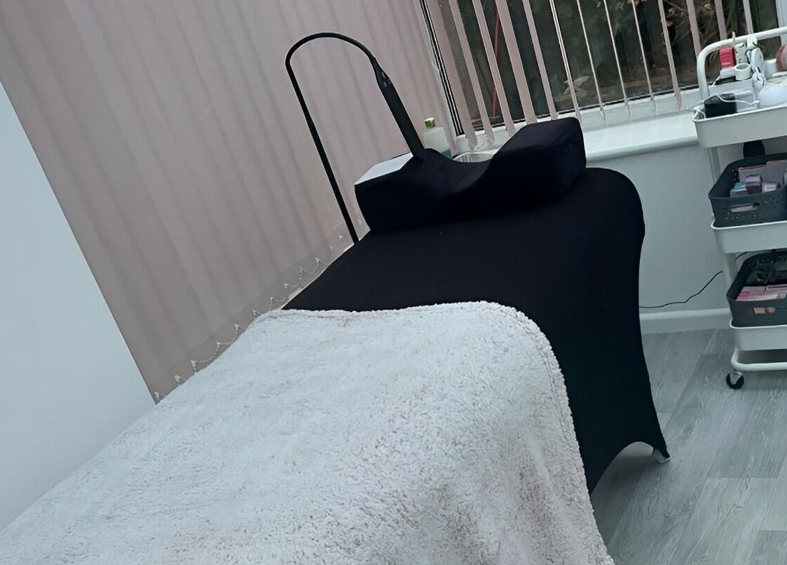 Cozy treatment room at Lashes by Hayley, Morecambe, England, GB with a professional setup.