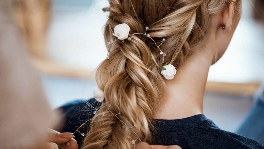Image de Salon de Coiffure Laval | Bizzbook.ca 1