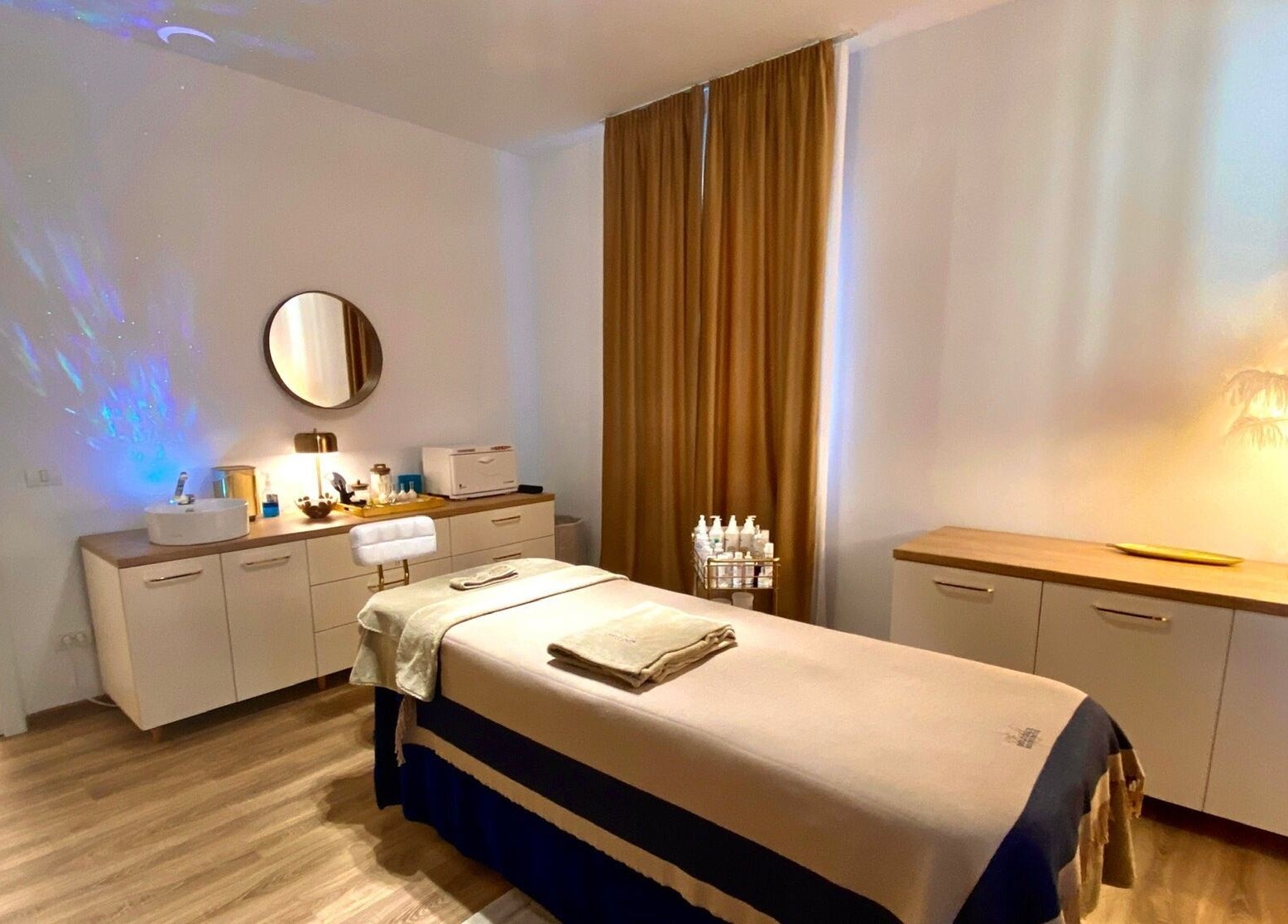 Camere de tratament rafinate la Cosalinda Beauty & Skincare - Centru Agreat Biologique Recherche, Voluntari, Județul Ilfov, RO.