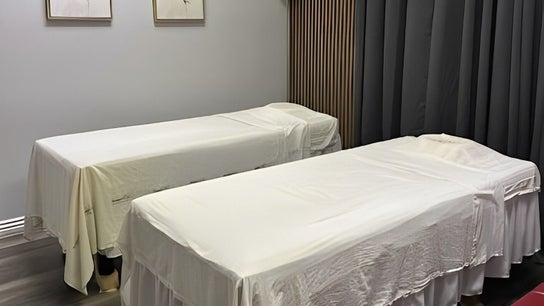 LUXE Thai Spa & Massage