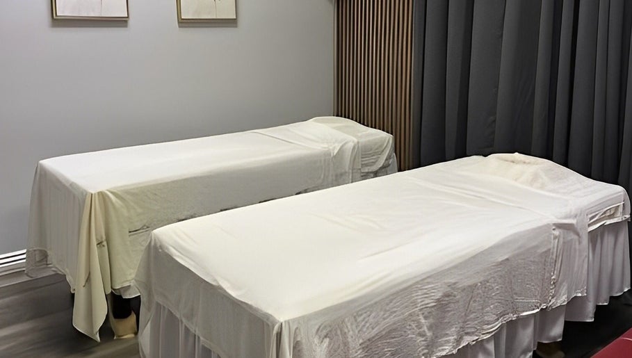 LUXE Thai Spa & Massage, bild 1