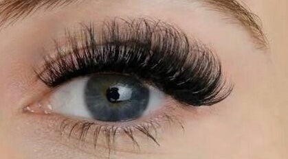 Lady Lashes image 3