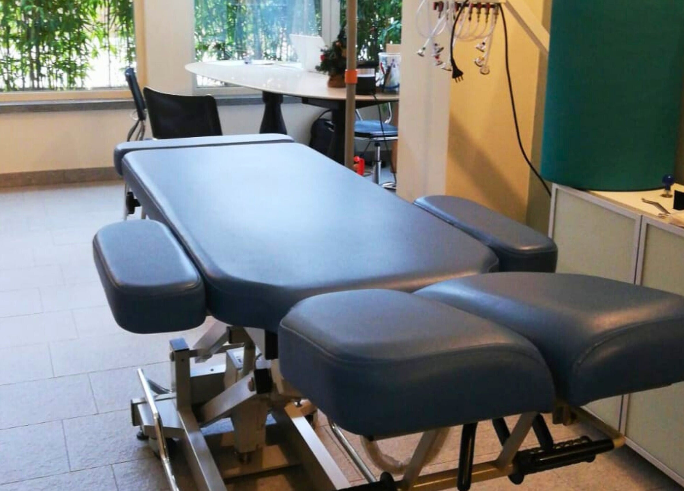 Letto da trattamento a Dam Point - Sogedim, Zona Produttiva Sud, Lombardia, IT, ambiente moderno e accogliente.