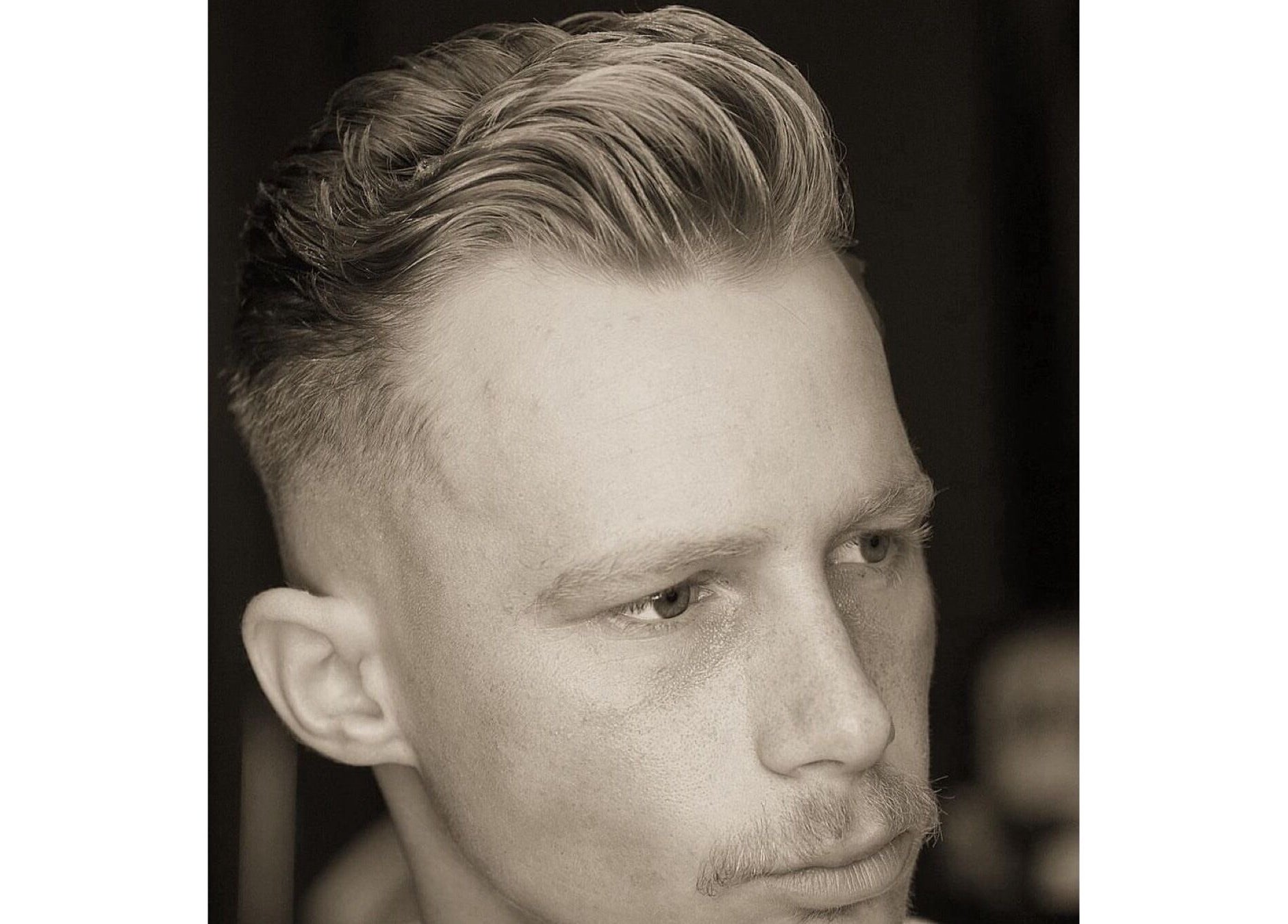 Κομψό ανδρικό κούρεμα στο Just Men Coiffure, Βέροια, GR