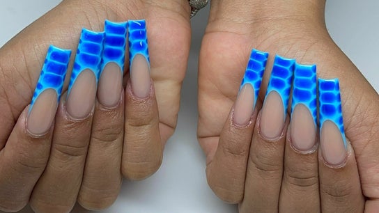 Nails Amour