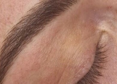 Expert brow shaping at House of Terri Brows in Rozelle, New South Wales, AU, highlighting precision artistry.