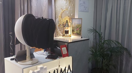 Reception at Mima Skin at TST, elegant decor at 尖沙咀多福大廈2樓A室, HK.