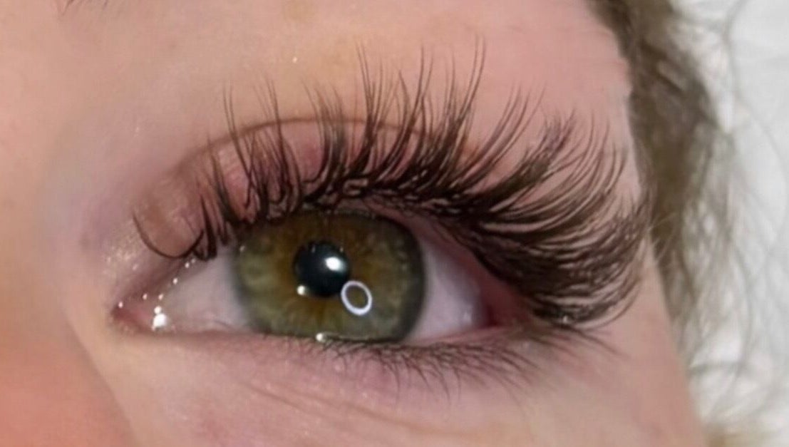 Stunning eyelash extensions at Lash & Beauty by Tamsin in Crowborough, England, GB.