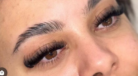 Amour Lashes by Shanelle image 2