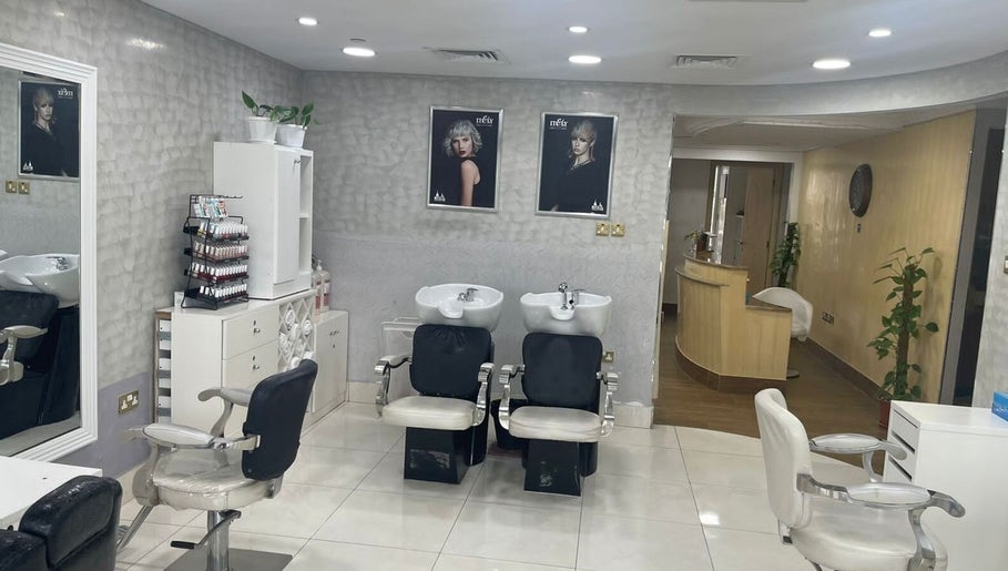 Hajir Ladies Salon - Tourist Club Branch, bilde 1