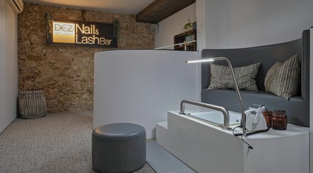 Arco a São Mamede - Dez Studio Nail & Lash Bar, bilde 3